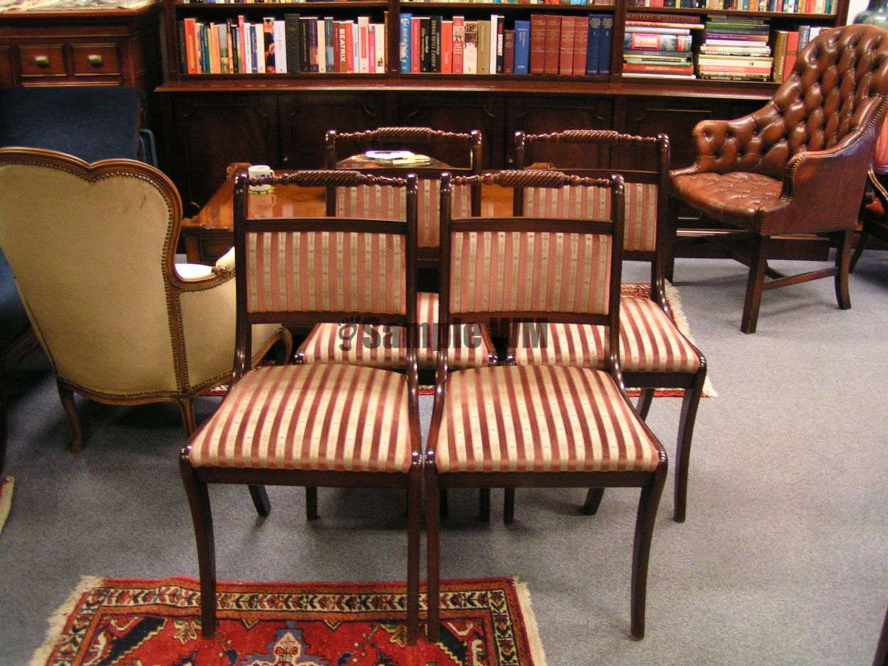  artikelnr. 1600339 Diverse Heldense Exclusive Stoelen setjes van 4, 6 en 8 stuks in Nieuwstaat.
in nieuwstaat! totaal 8 in de voorraad staan.

Keywords: Diverse Heldense Exclusive Stoelen setjes van 4, 6 en 8 stuks in Nieuwstaat.