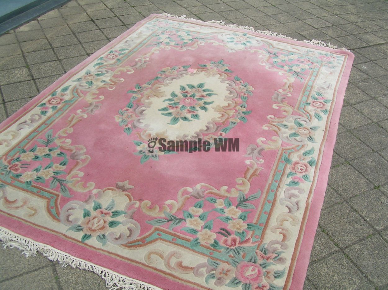 artikelnr. 1600347 Groot Chinees Tapijt CHINA:  �395,- euro
Kleur : Overige kleuren, Wit, Crme
Beschrijving
size: 3 x 2m (6 vierkante meter)

Prijs 1290 euro in 2010
Keywords: artikelnr. 1600347 Groot Chinees Tapijt CHINA: �395,- euro