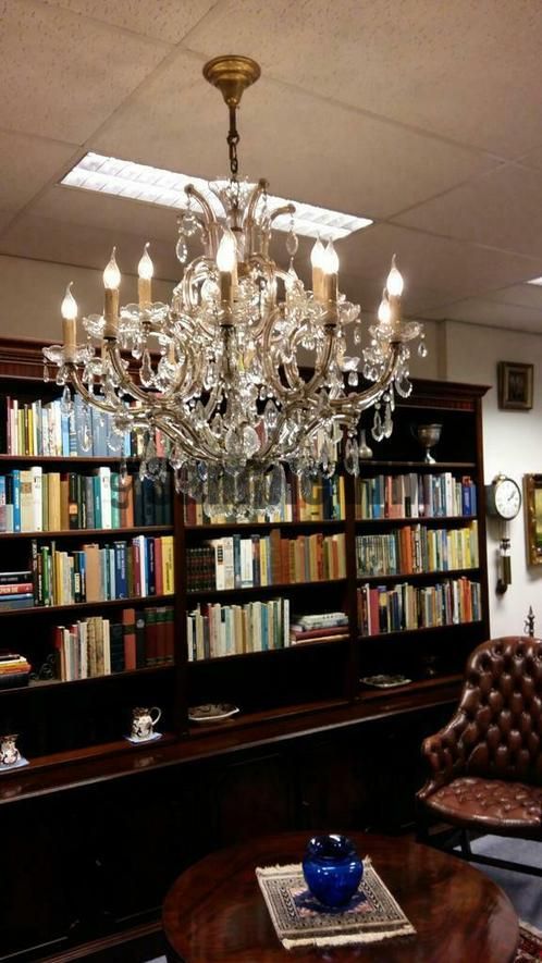 Verkocht artikelnr. 1600350 Heldense Exclusive Grote Mahonie Boekenkast.
B: 294cm x D: 55cm x h: 236cm

In nieuwstaat! Planken in hoogte verstelbaar.
Nog diverse mooie en grote boekenkasten op voorraad, in diverse maten en soorten zie andere advertenties of onze site.
Keywords: artikelnr. 1600350 Heldense Exclusive Grote Mahonie Boekenkast: prijs op aanvraag