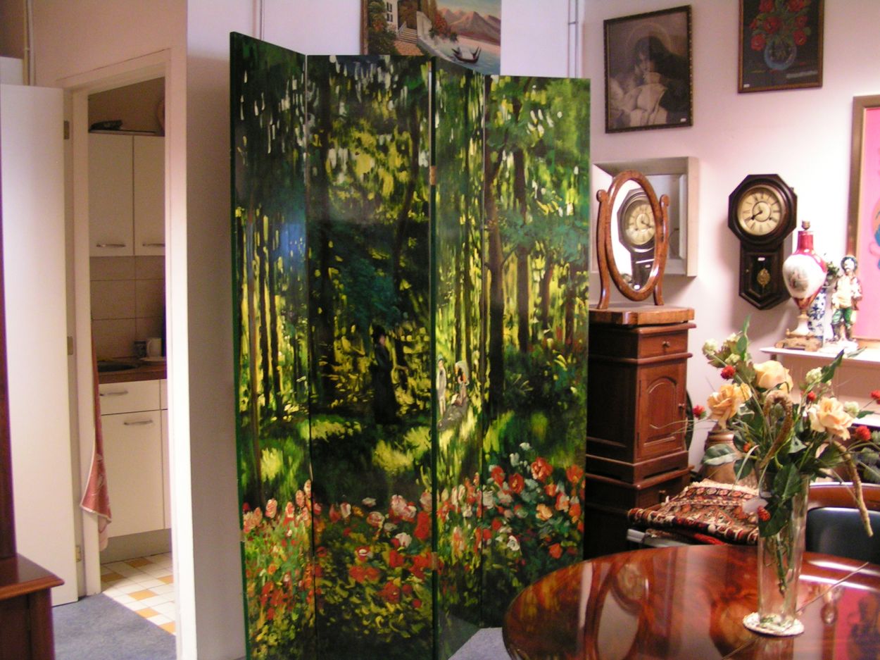  Verkocht artikelnr. 0160034 Groot Vierslags Kamerscherm.
Prachtig Kamerscherm van Boslandschap, opklapbaar. In zeer goede staat.
Keywords: Groot Vierslags Kamerscherm