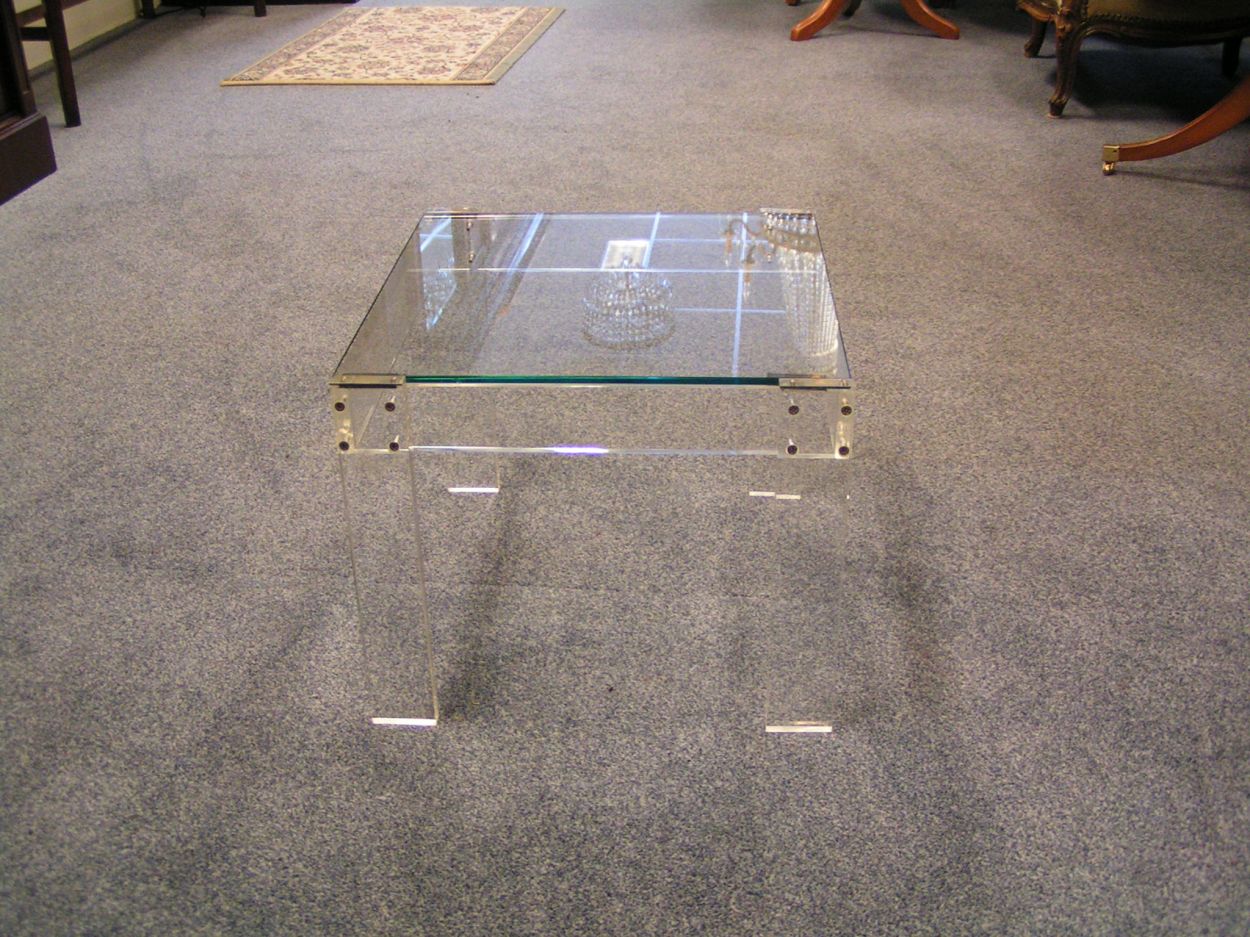 Verkocht artikelnr. 01600250 Design Tafeltje Plexiglas.
Met glazen bovenblad, frame is plexiglas.

25 cm x 25 cm x 39 cm

In nieuwstaat.
Keywords: Design Tafeltje Plexiglas